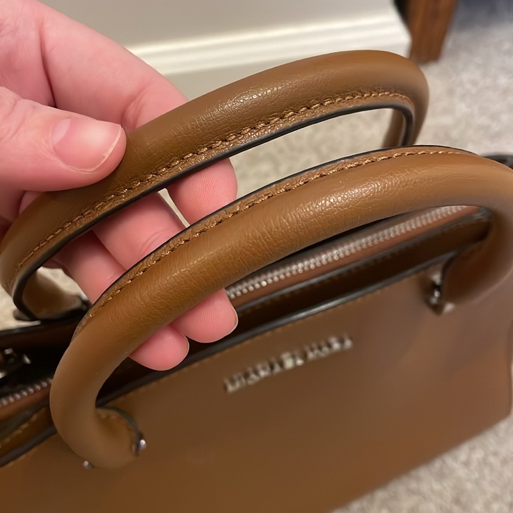 Michael Kors Tan Hand Bag - Picture 7 of 12